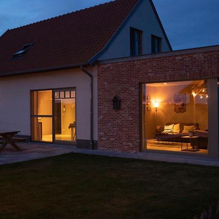 Toetindroaj Villa Kortemark ภายนอก รูปภาพ